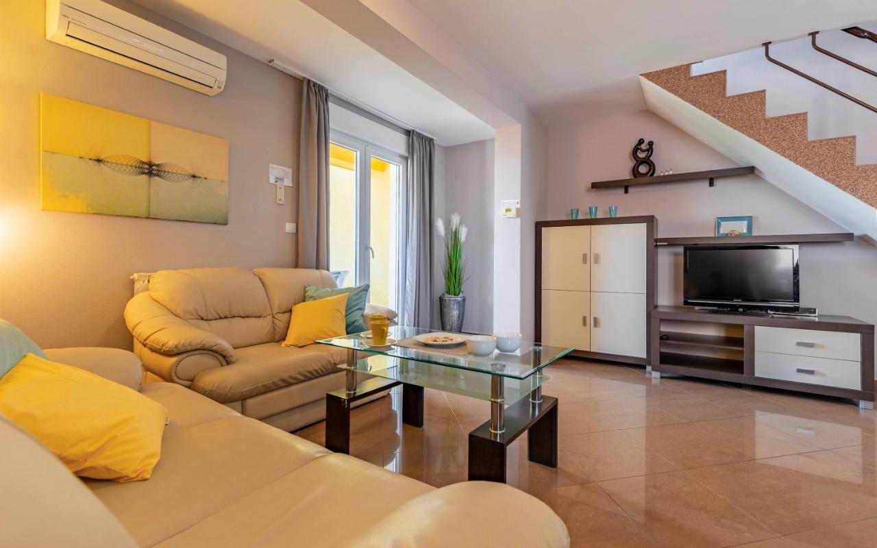 Apartments Istriensonne - Haus Stephan Μεντουλίν Εξωτερικό φωτογραφία