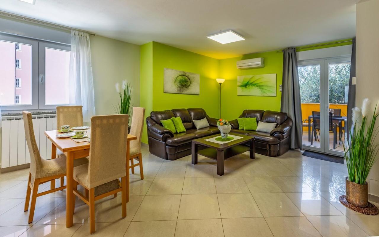Apartments Istriensonne - Haus Stephan Μεντουλίν Εξωτερικό φωτογραφία
