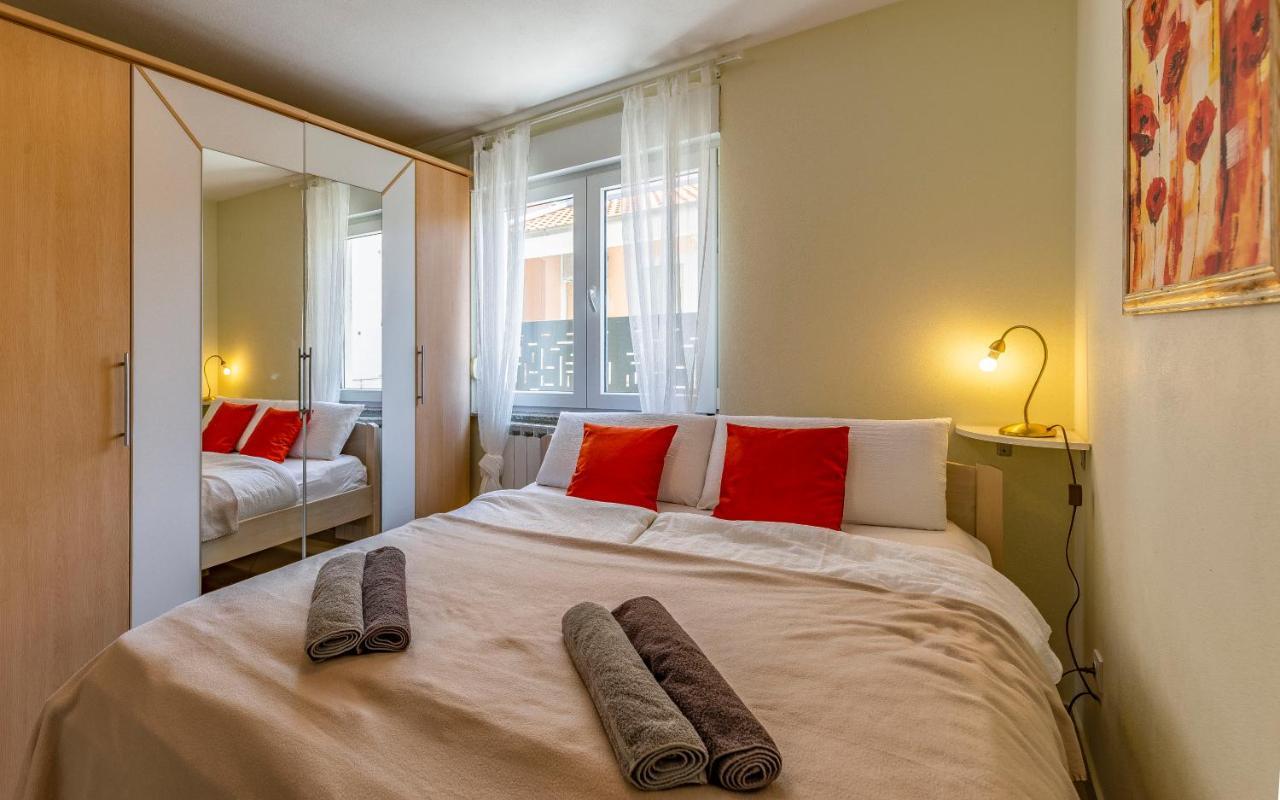 Apartments Istriensonne - Haus Stephan Μεντουλίν Εξωτερικό φωτογραφία